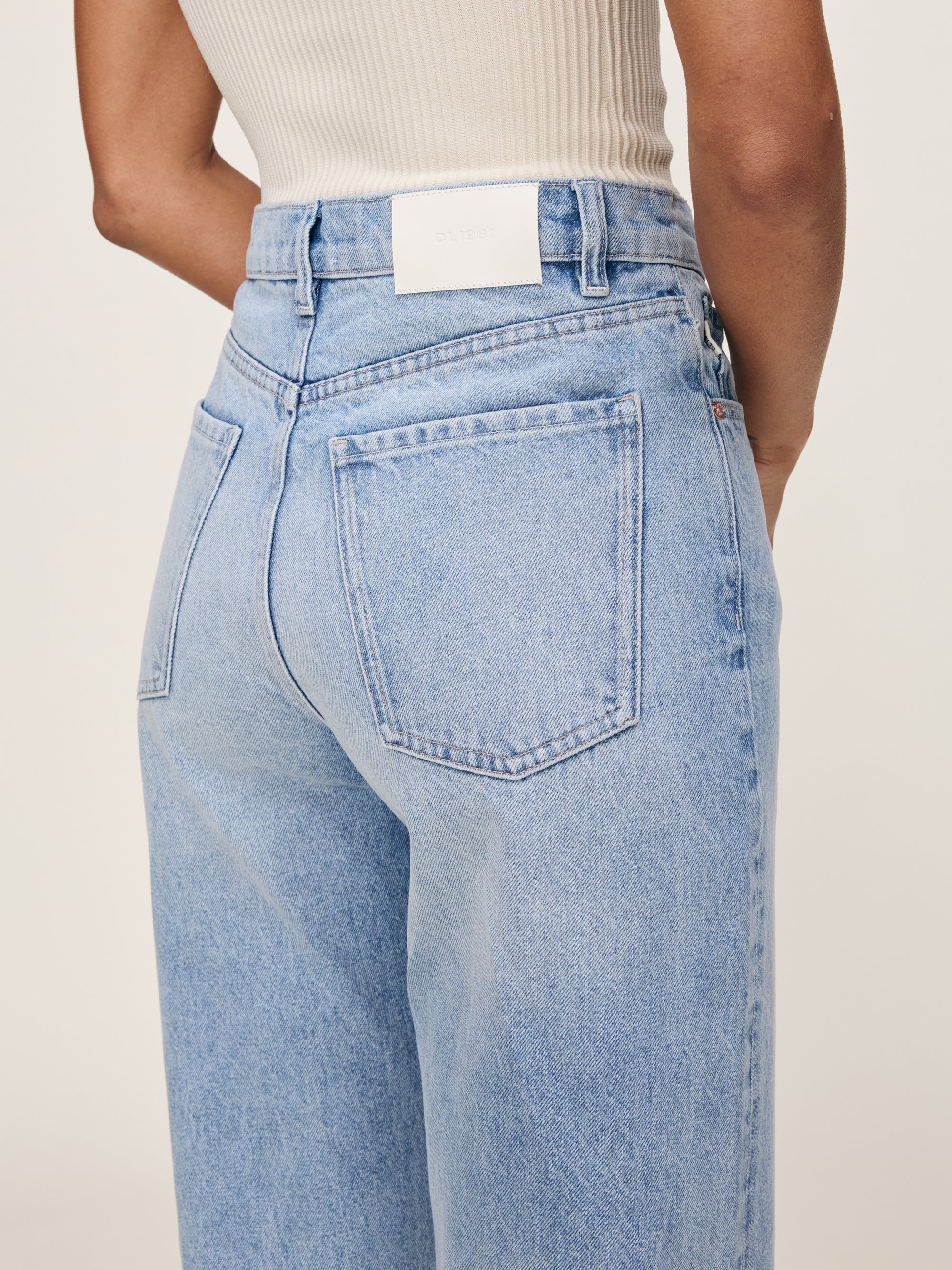 Karmine Refined Wide Leg: High Rise 28'
