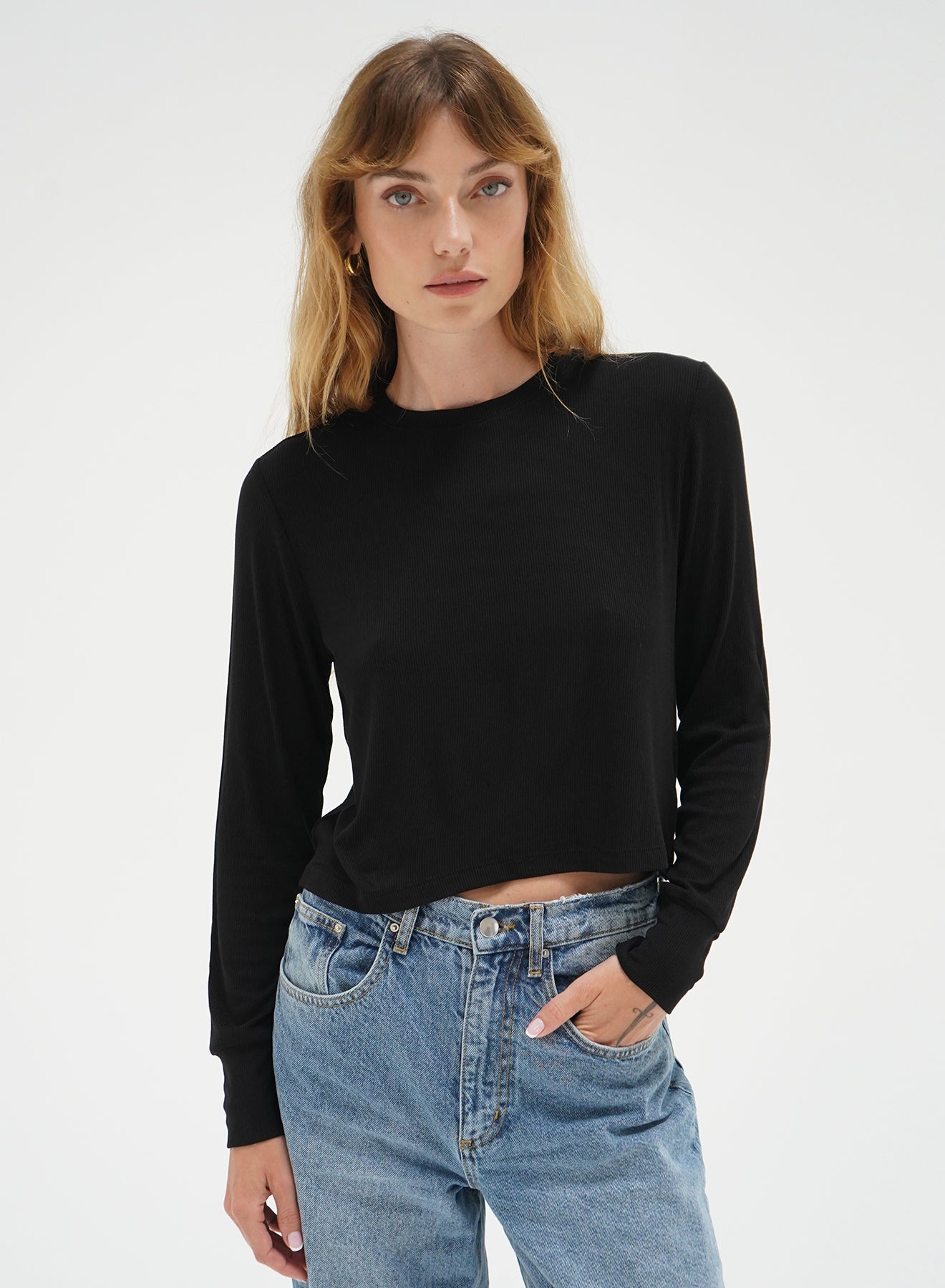 LONG SLEEVE RIBBED CREW