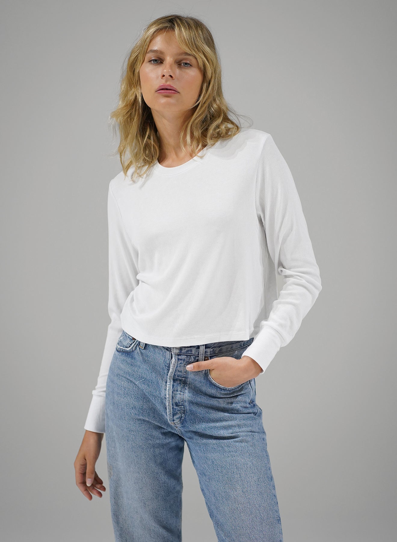 LONG SLEEVE RIBBED CREW