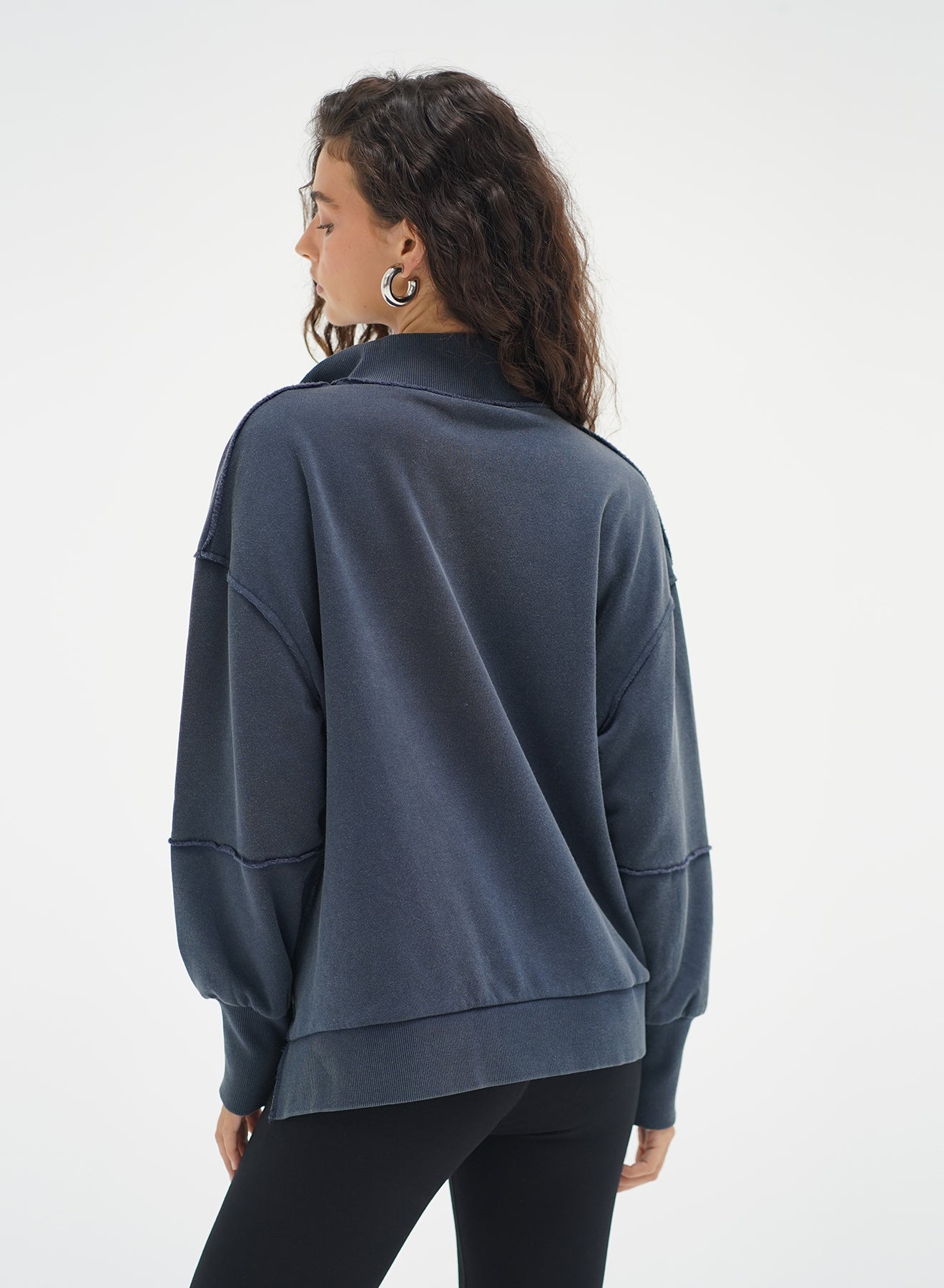 HALLIE SNAP COLLAR PULLOVER
