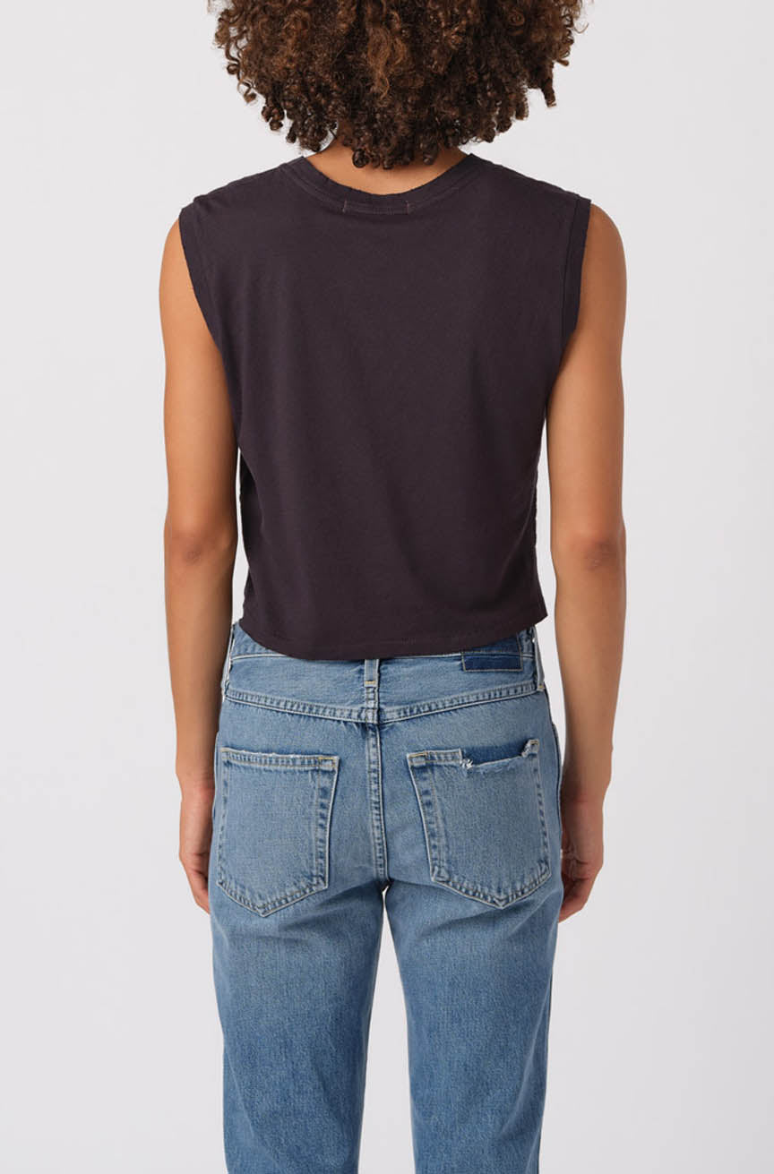 A11316 - SLEEVELESS BABE TEE